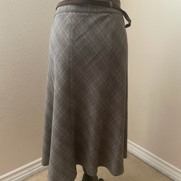 Brown skirt - Picture 3 of 9